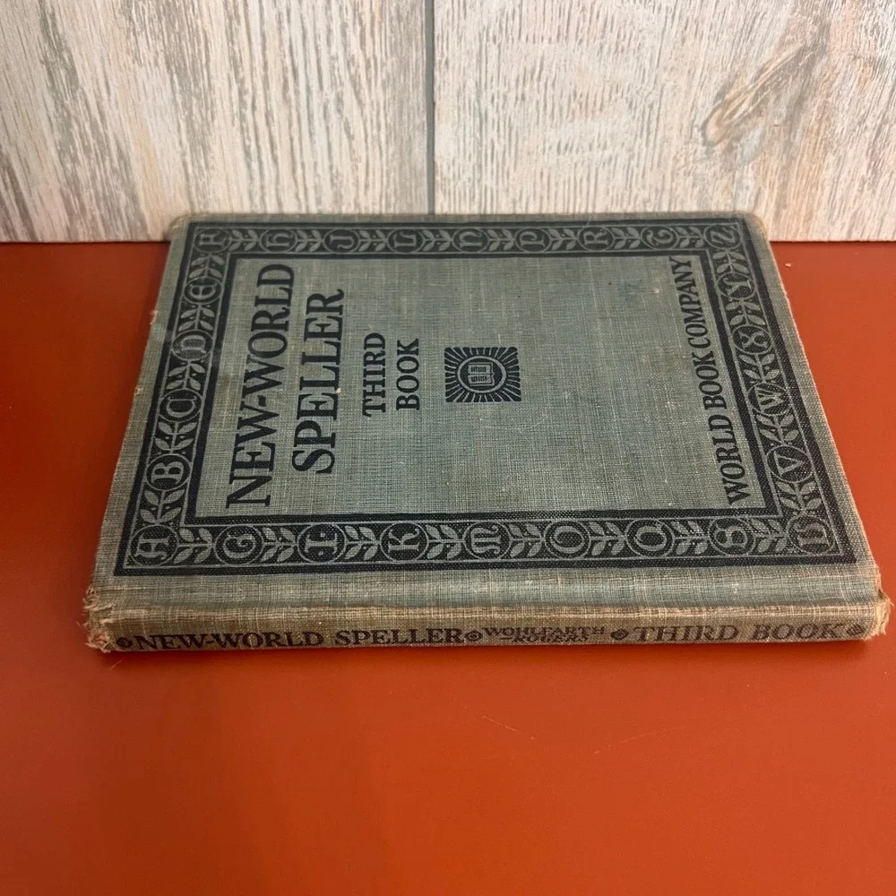 1919 New-World Speller Third Book Julia Helen Wohlfarth Antique School Textbook